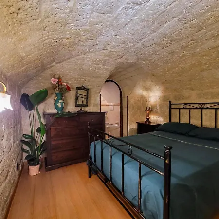 Cozy Classical In The Center Appartement Bari