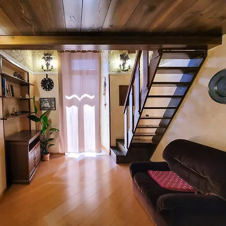 Cozy Classical In The Center 아파트 바리